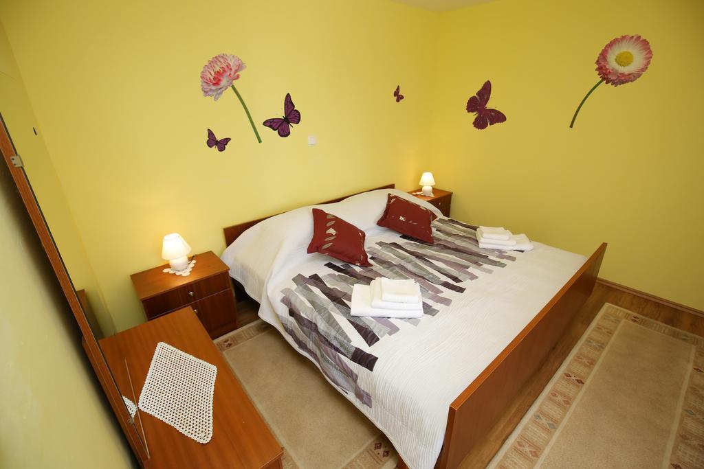 Apartment Marta Razanac Ngoại thất bức ảnh